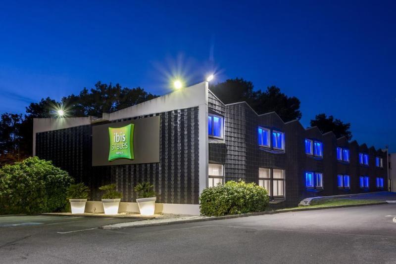 Отель Ibis Styles Lorient Кодан Экстерьер фото